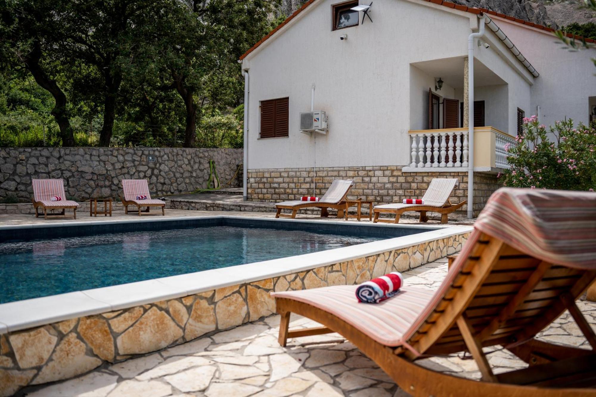 Villa Pag Dubrava Relax With Pool Bosana Exterior photo